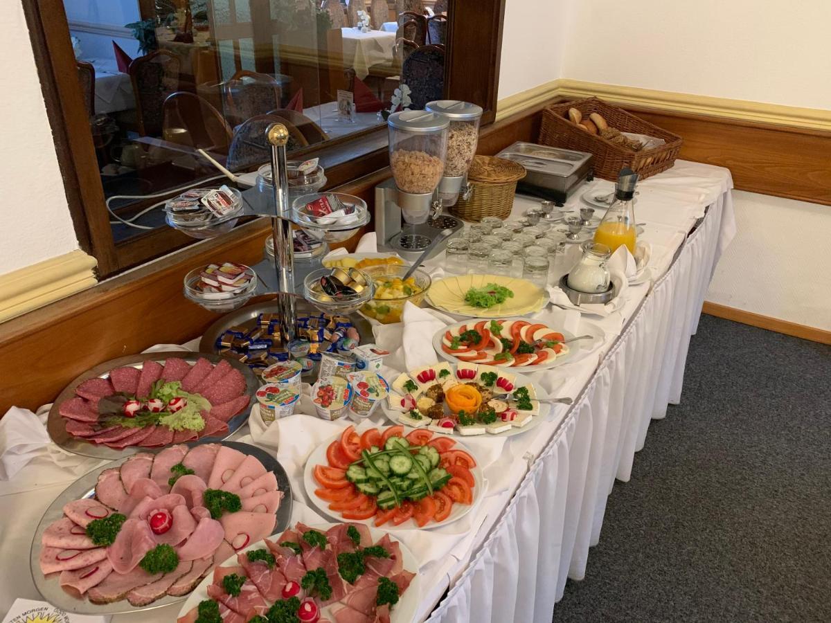 Hotel Restaurant Zur Post ヴッパータール エクステリア 写真